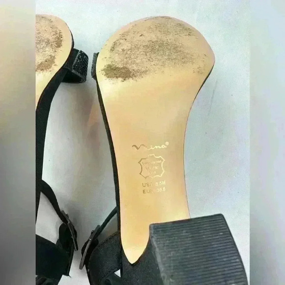 Nina Samiya Sandles w/Black Rhinestones (Size 8.5) - Picture 8 of 10